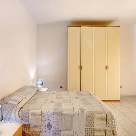 Apartment Casa Martina Giugliano In Campania